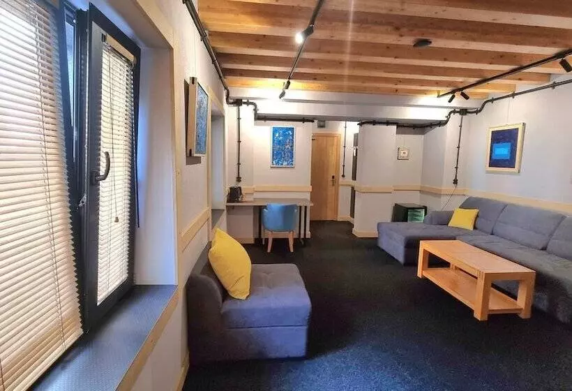 Art Hotel 158