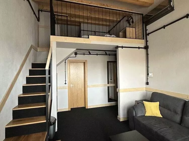 Art Hotel 158