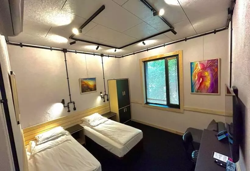 Art Hotel 158