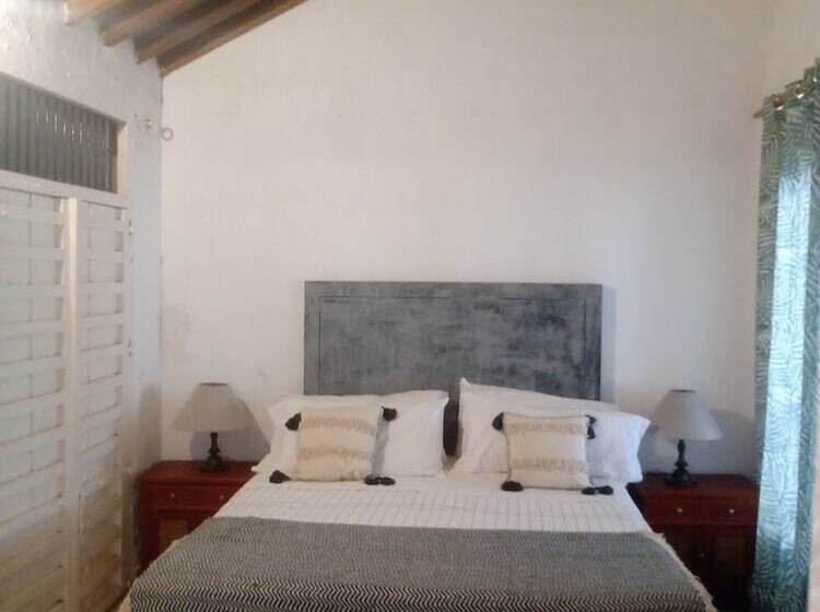 تختخواب و صبحانه Boutique Casa Tres Cruces