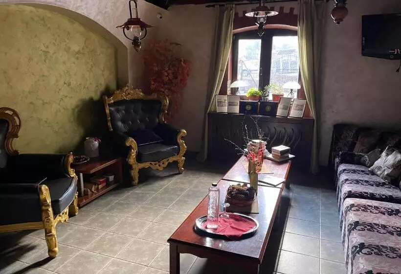 Hotelli Casa Dunarea By Genco