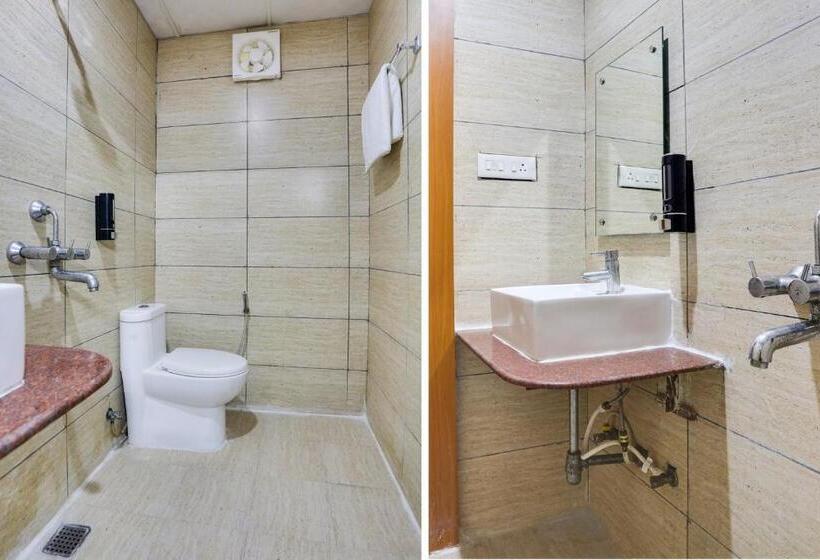 호텔 Super Collection O Bhiwadi Formerly Ridgewood Palace