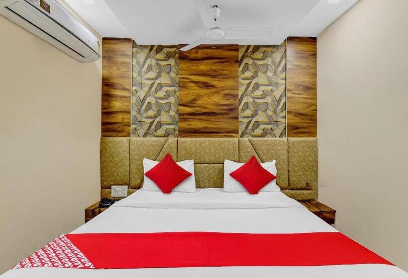 Hotel Dreamland Chandkheda