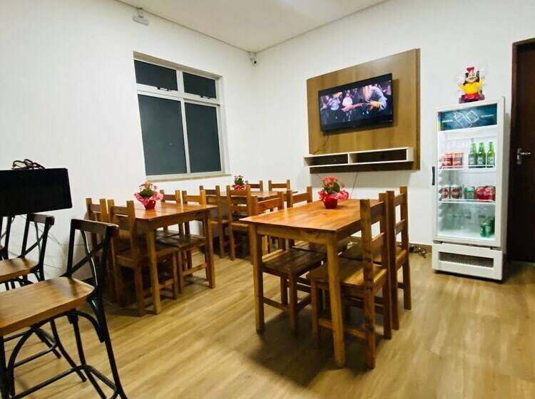 בית מלון כפרי Santorine Plaza   Itabira   Próximo A Fundação Cultural Carlos Drummond Andrade