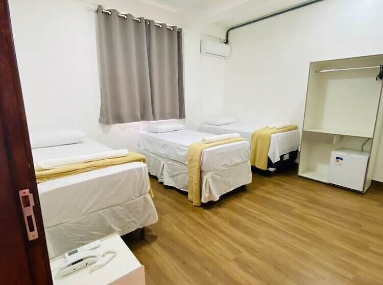 בית מלון כפרי Santorine Plaza   Itabira   Próximo A Fundação Cultural Carlos Drummond Andrade