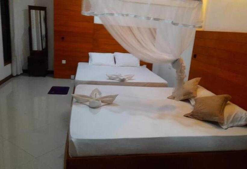 Pensão White Block Hotel & Resturant