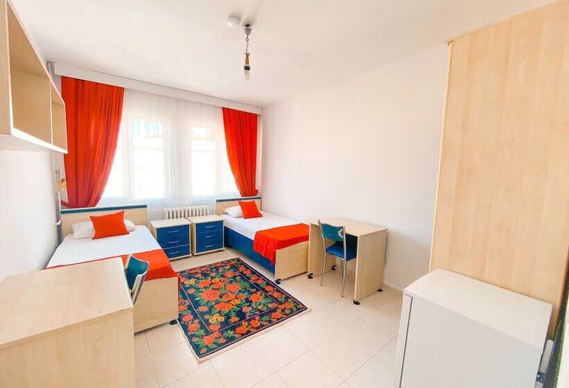 تختخواب و صبحانه Palmiye Guest House