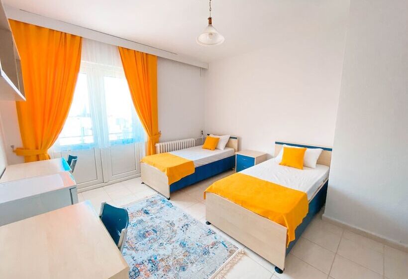 تختخواب و صبحانه Palmiye Guest House