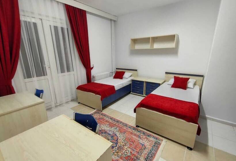 تختخواب و صبحانه Palmiye Guest House