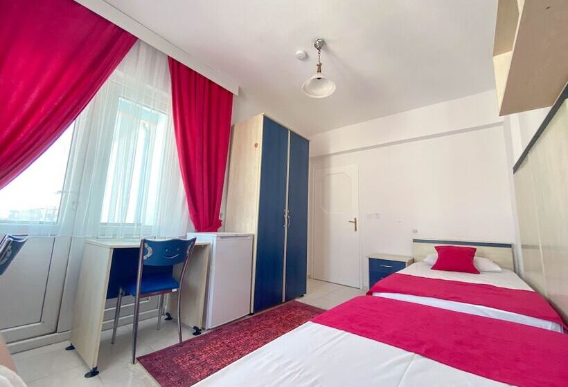 تختخواب و صبحانه Palmiye Guest House