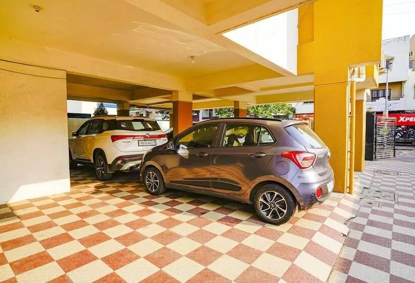 Fabhotel Himalay
