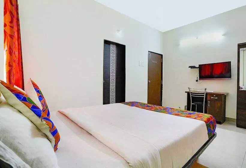 Fabhotel Himalay