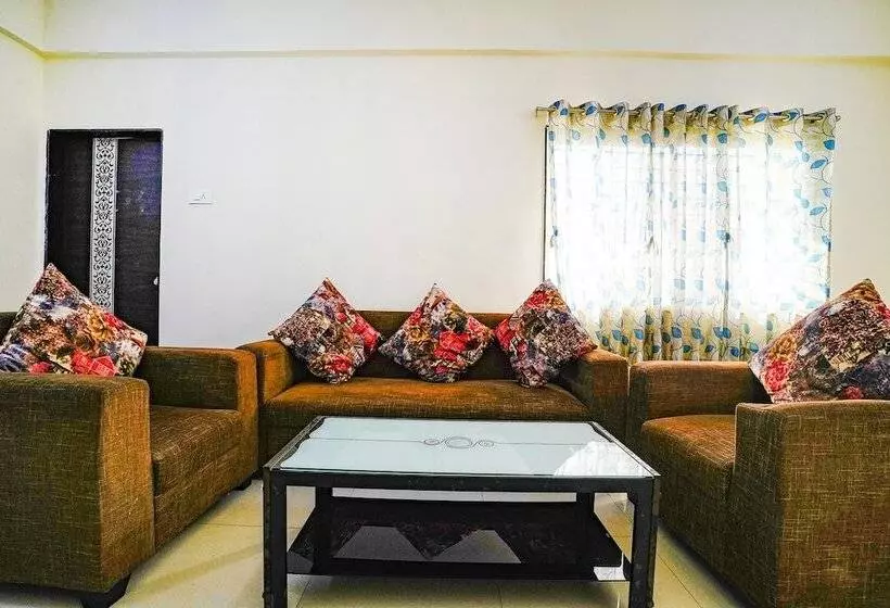 Fabhotel Himalay