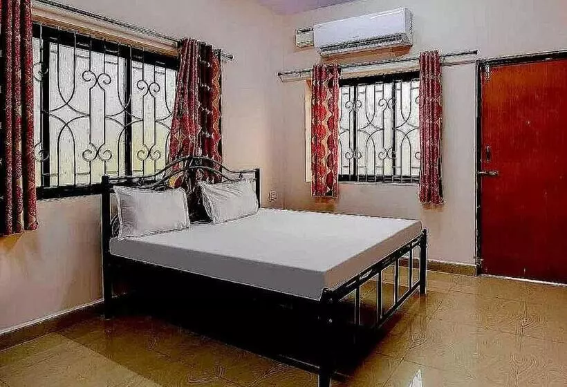 Hotelli Oyo Flagship 81094 Bay Breeze