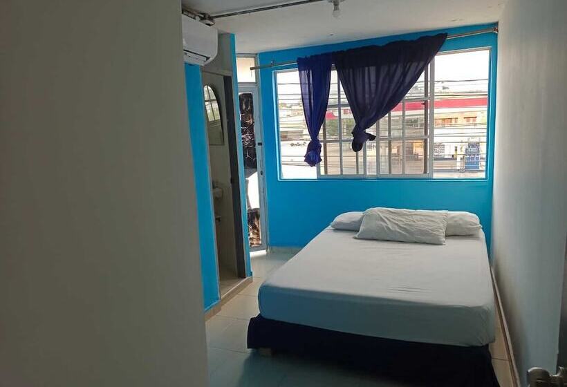 پانسیون Hospedaje Bosquemar