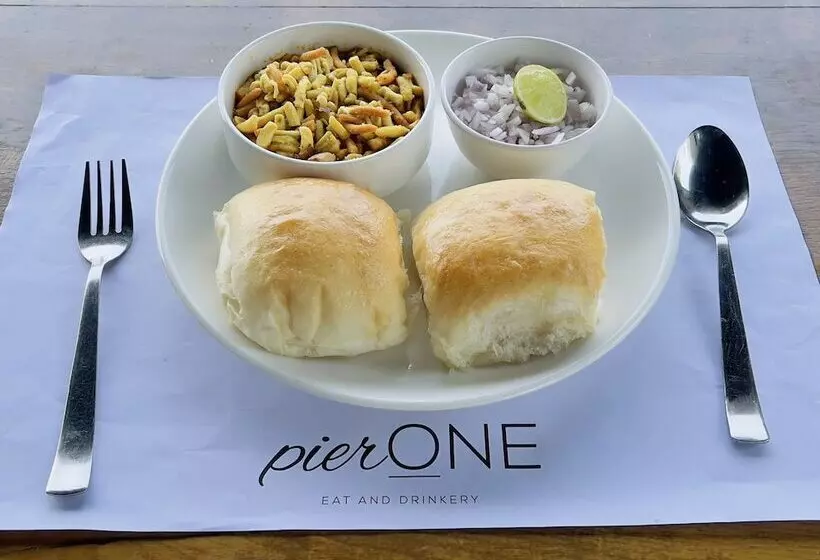 هتل Serenity By Monarch Viman Nagar