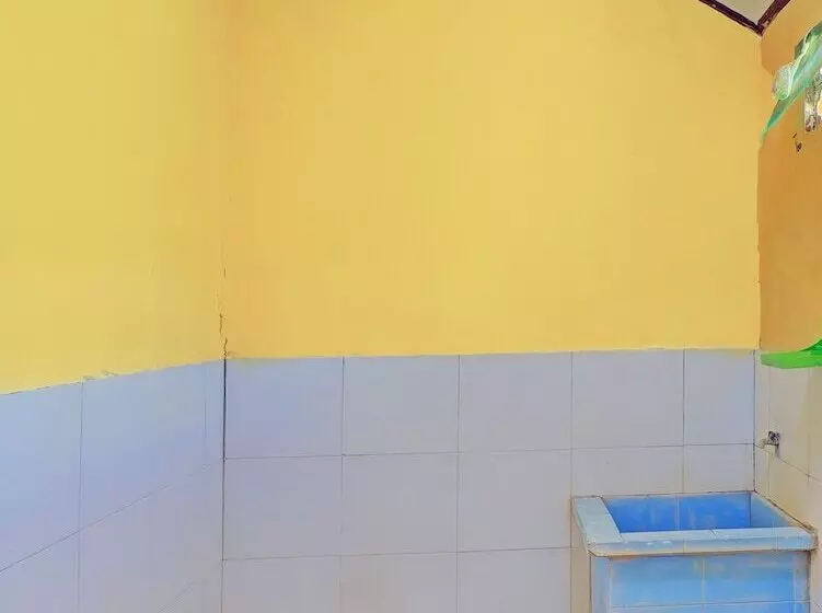 Hotelli Spot On 92404 Pondok Ai