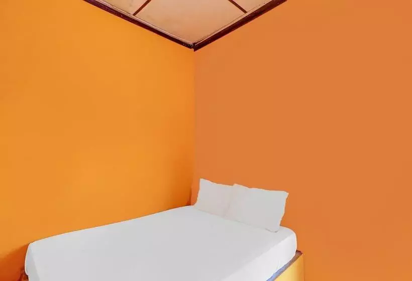 Hotelli Spot On 92404 Pondok Ai