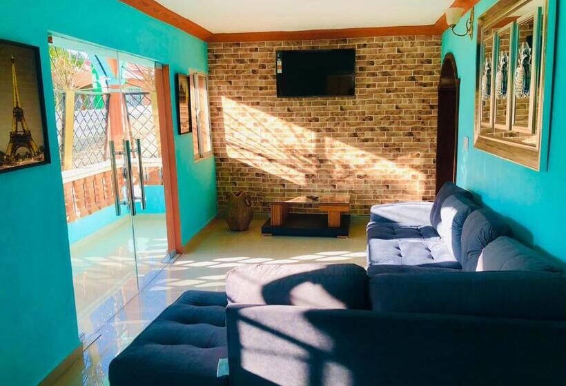 Doña Nida Family Hotel