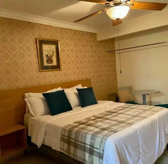 پانسیون Hostal Botanic Garden