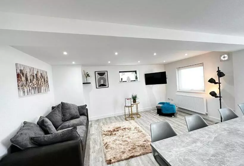 The Atlantis   Tower Apartments