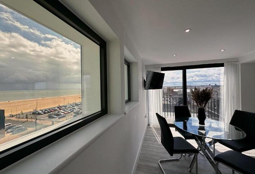 The Atlantis   Tower Apartments