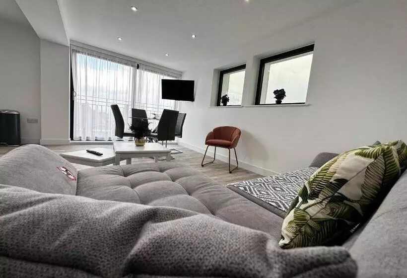 The Atlantis   Tower Apartments