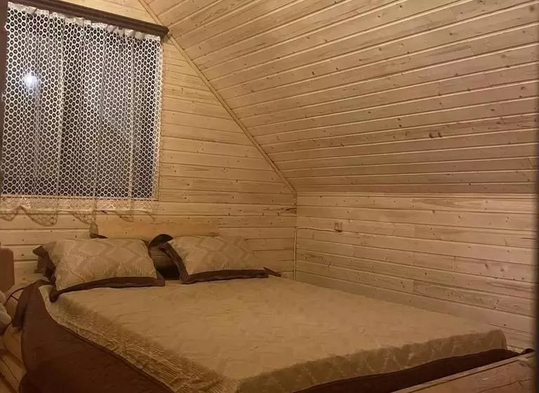 Aamiaismajoitus (B&B) Yeghevni Rest House