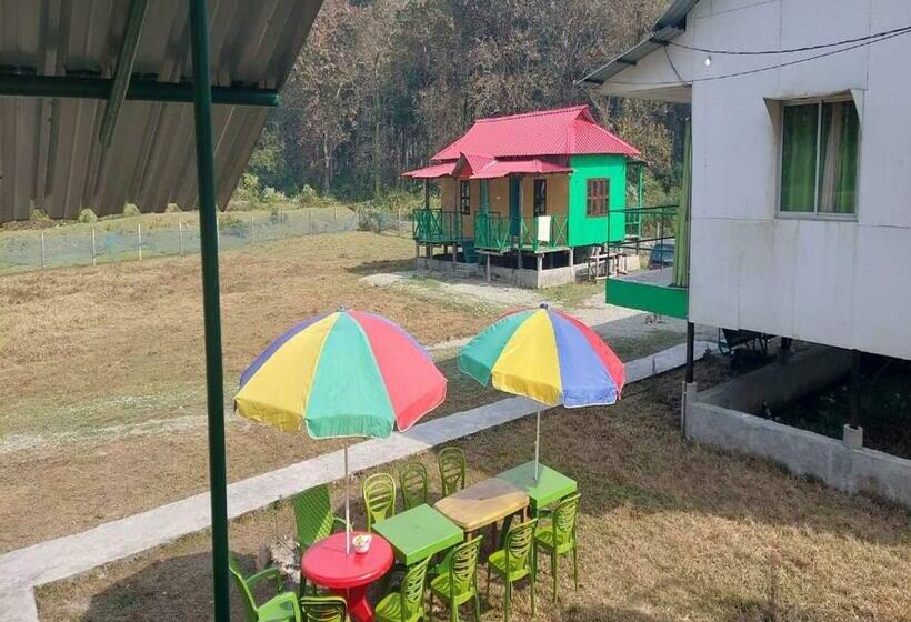 Hotell Aranyabas Homestay Chilapata