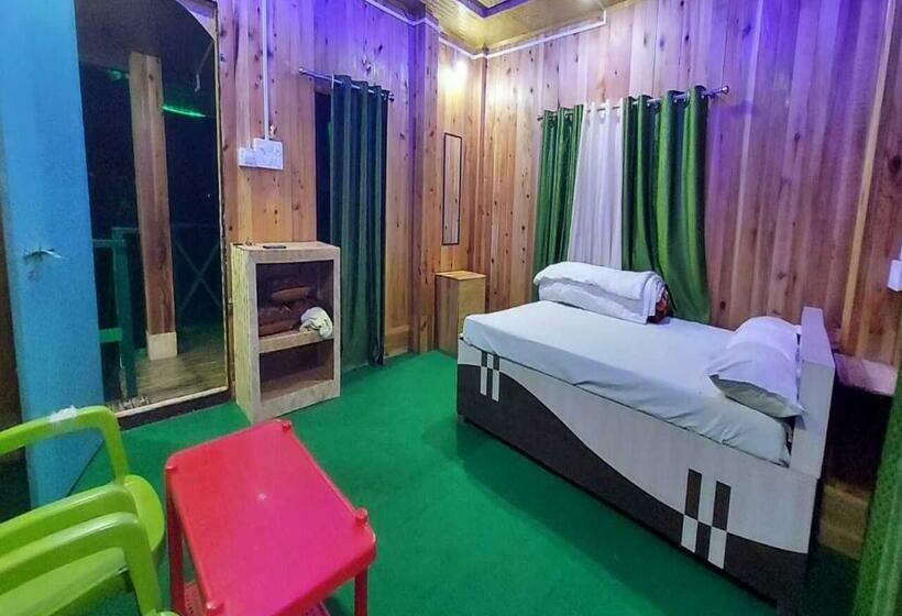 Hotell Aranyabas Homestay Chilapata