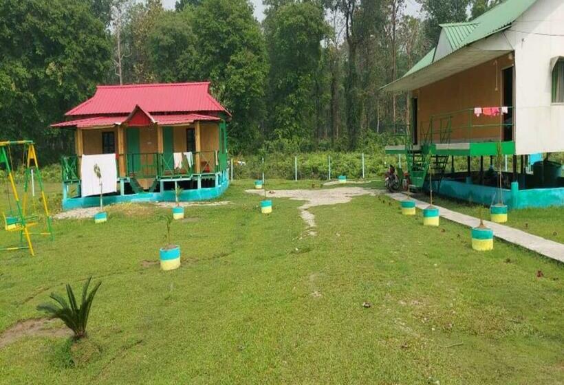 Hotell Aranyabas Homestay Chilapata