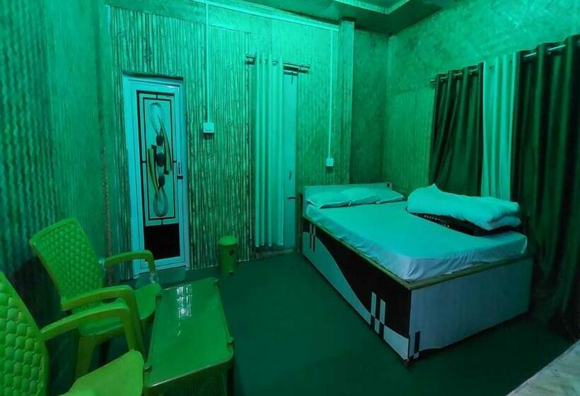 Hotell Aranyabas Homestay Chilapata