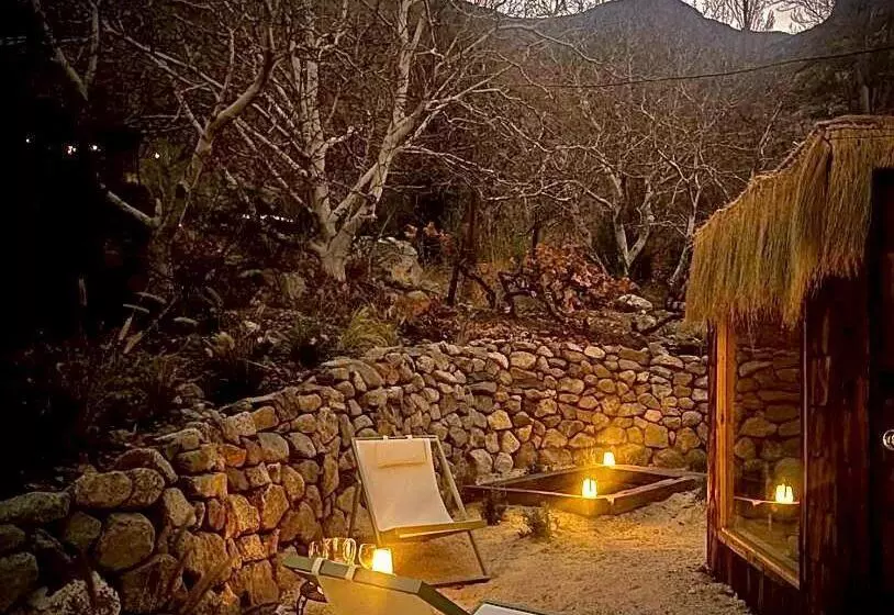 Hotelli Glaciar De Roca Lofts