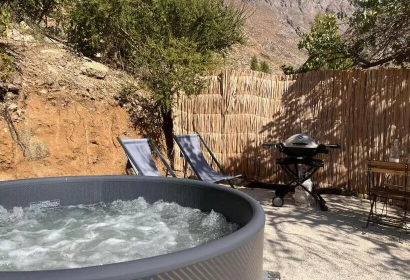 Hotelli Glaciar De Roca Lofts