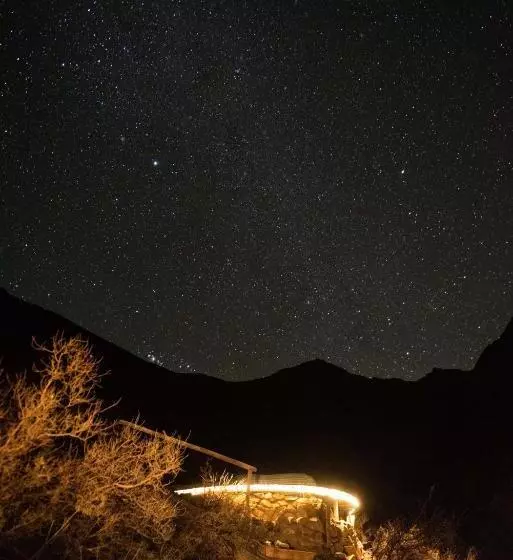 Hotelli Glaciar De Roca Lofts