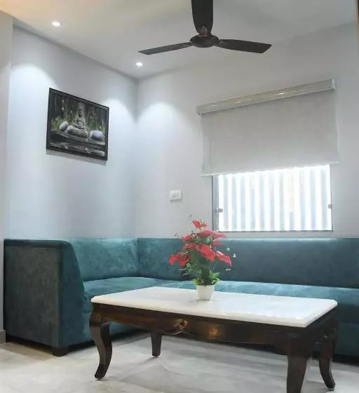 ホテル Imperial Crown