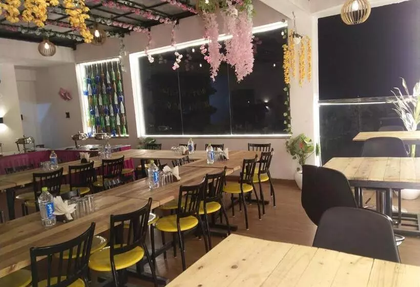 ホテル Imperial Crown