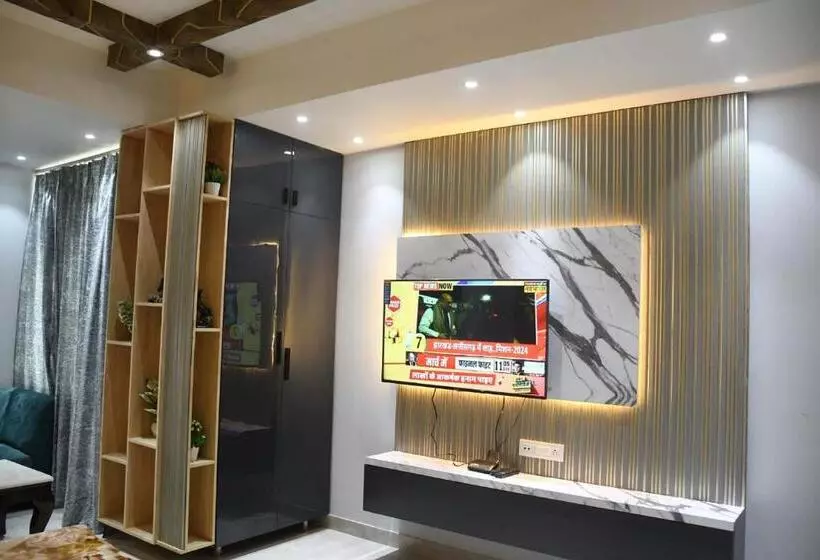 ホテル Imperial Crown