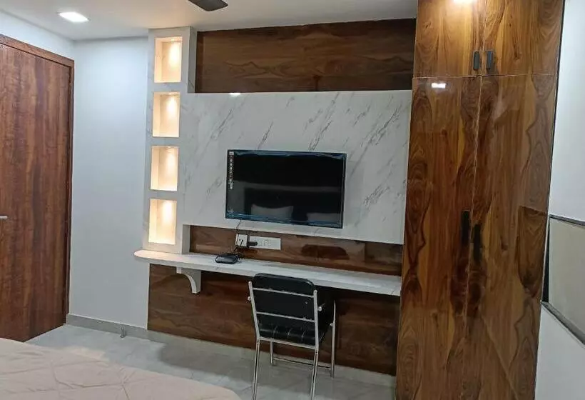 ホテル Imperial Crown