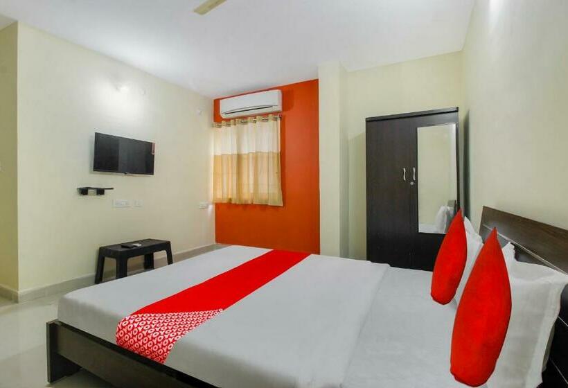 בית מלון כפרי Fabexpress Royal Prime Suits