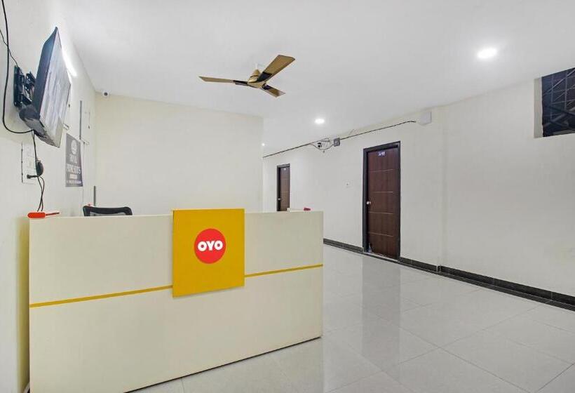 בית מלון כפרי Fabexpress Royal Prime Suits