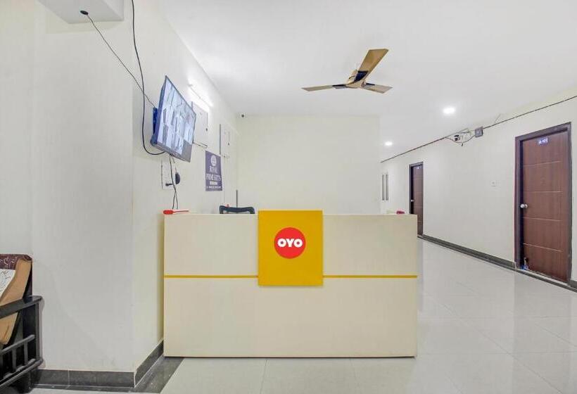 בית מלון כפרי Fabexpress Royal Prime Suits