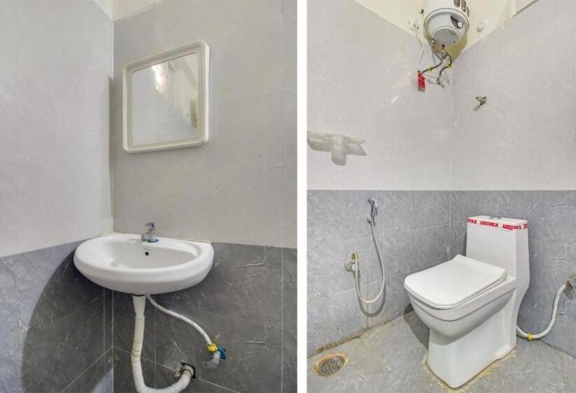 בית מלון כפרי Fabexpress Royal Prime Suits