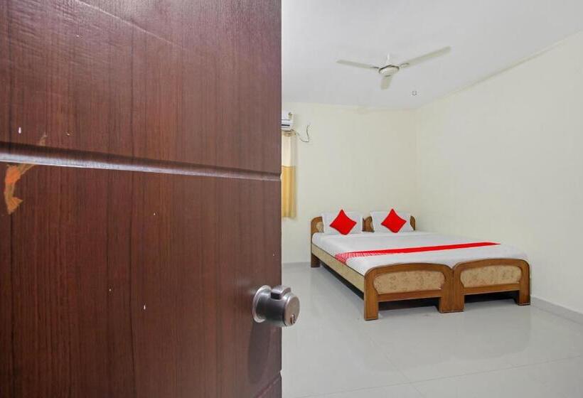 בית מלון כפרי Fabexpress Royal Prime Suits