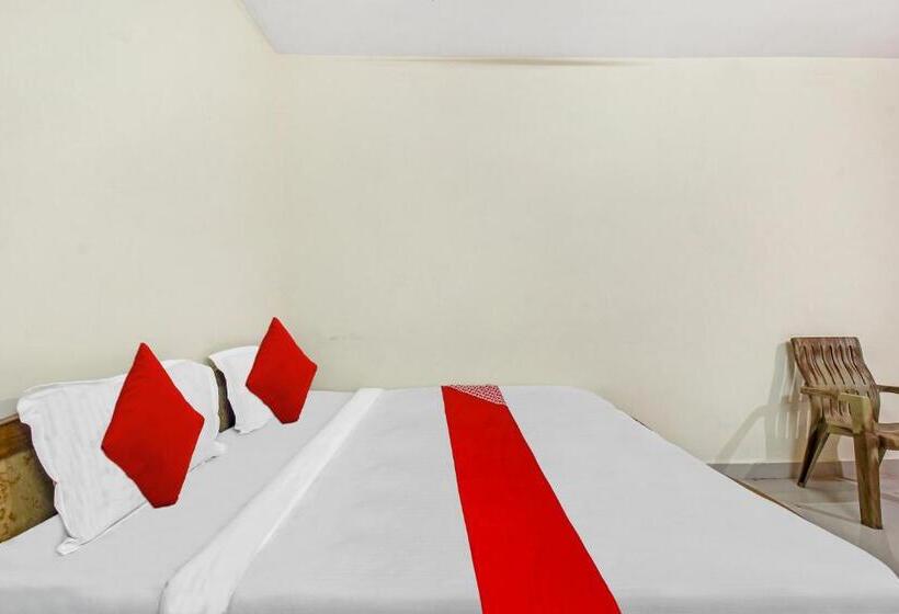 בית מלון כפרי Fabexpress Royal Prime Suits