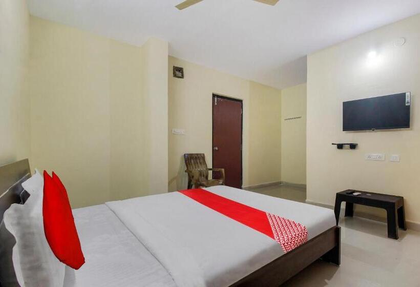 בית מלון כפרי Fabexpress Royal Prime Suits