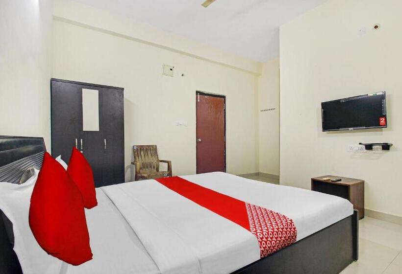 בית מלון כפרי Fabexpress Royal Prime Suits