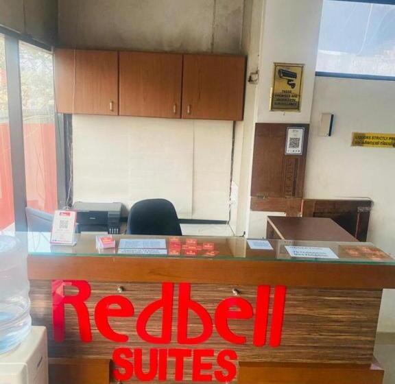 בית מלון כפרי Redbell Suites Calicut