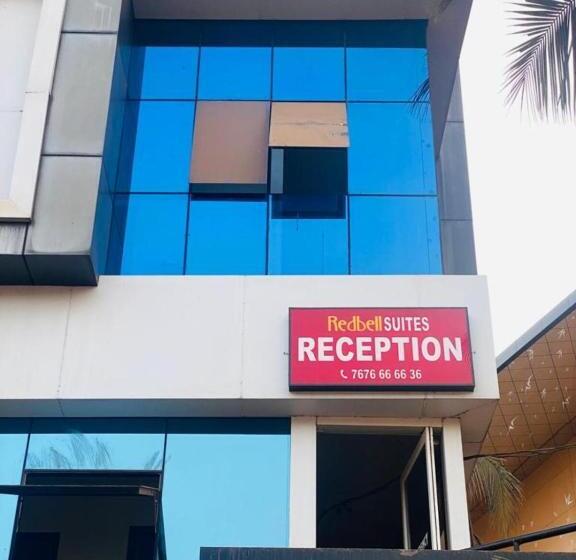 בית מלון כפרי Redbell Suites Calicut