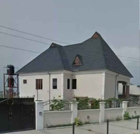 پانسیون De Lounge Inn